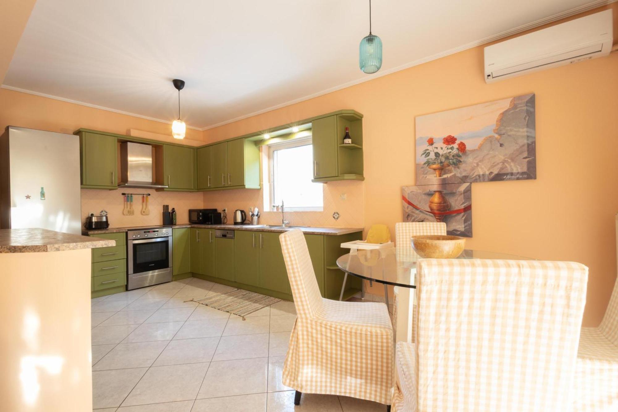 Luxury And Spacious Apt For 6 Guests Aten Exteriör bild