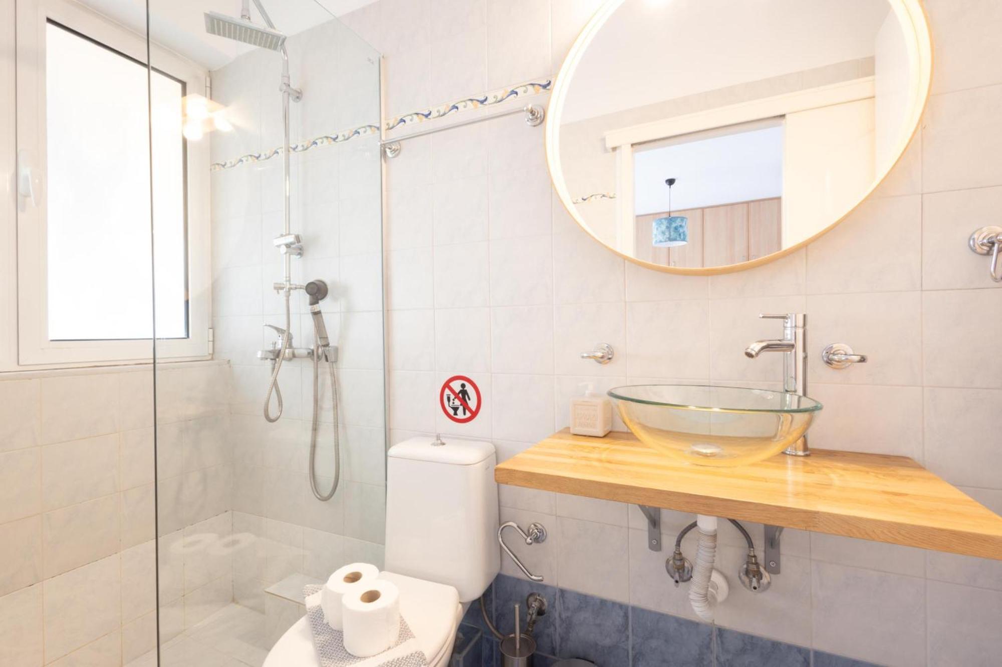 Luxury And Spacious Apt For 6 Guests Aten Exteriör bild